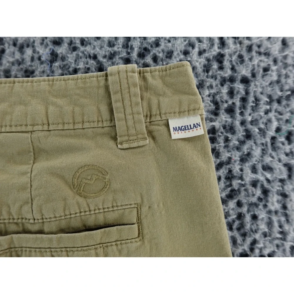 Magellan Outdoors Mens Khaki Chino‎ Shorts Size 33W Flat Front Casual